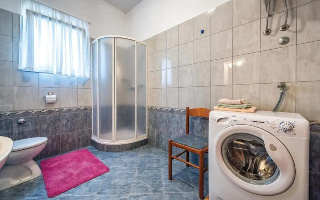 Apartment Tezak