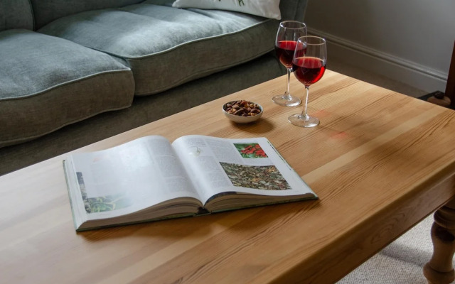 Modern 2-Bed Flat In Tavistock Centre