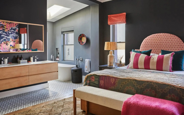 Pineapple House Boutique Hotel