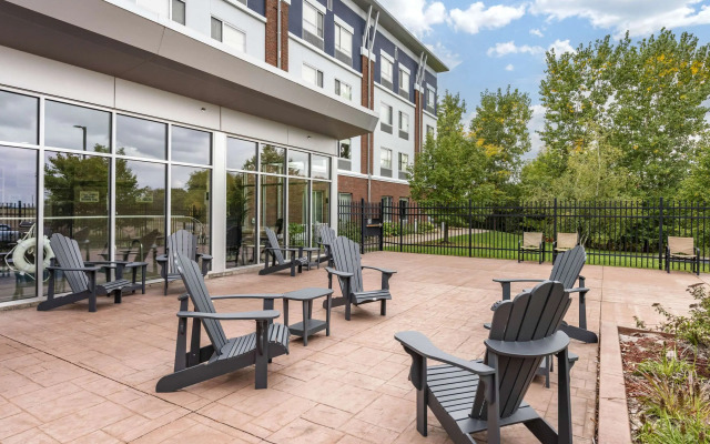 Cambria Hotel Minneapolis Maple Grove