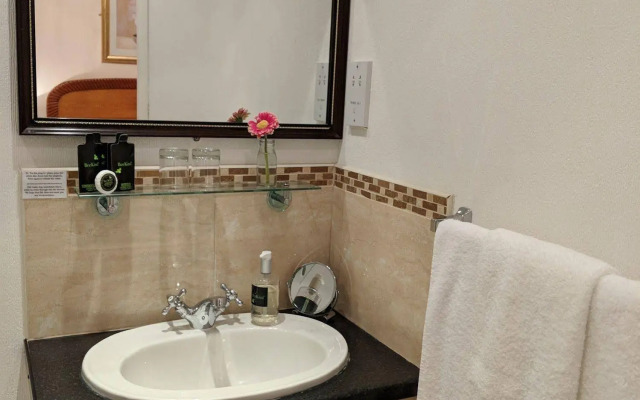 Broadwater Guest House