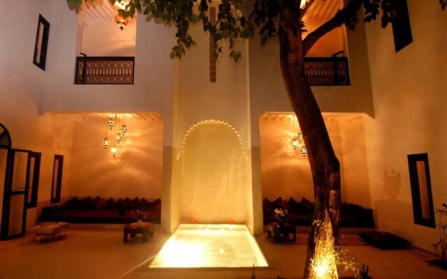 Riad Davia