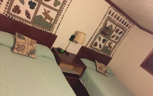Highland Court Motel