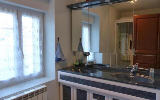 Gîte Arfeuilles, 5 pièces, 11 personnes - FR-1-489-280