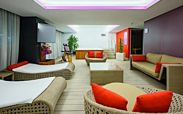 Las Suites Campos Eliseos
