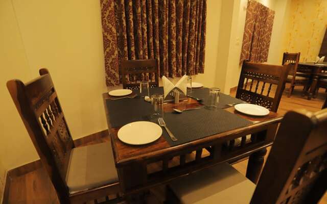Raha Hotel