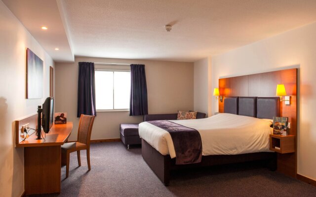 Premier Inn Swansea City Centre