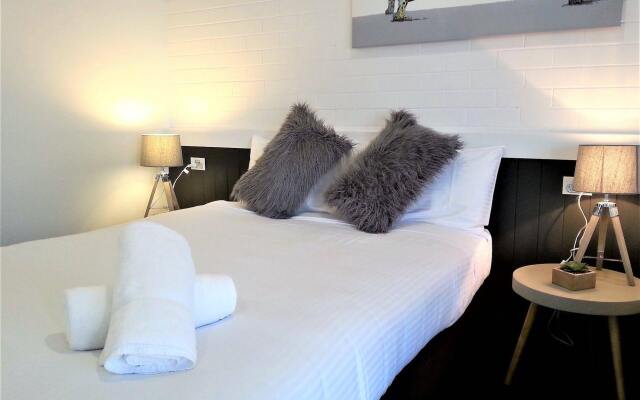 Kurri Motor Inn