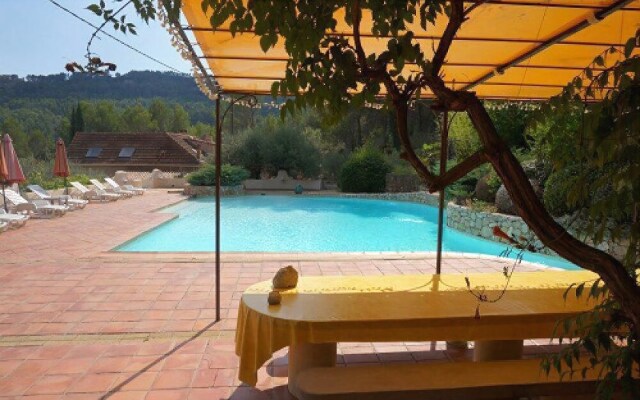 Collines - Salernes, piscine privée, cuisine extérieure Apartment 3