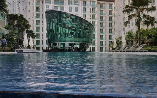 City Center Residence 1BR Pool View A306