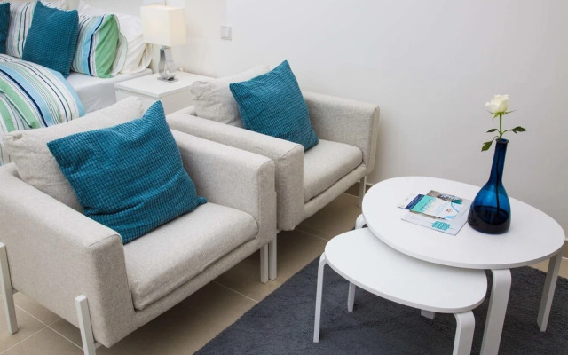 Al Hamra Village Holiday Apartments