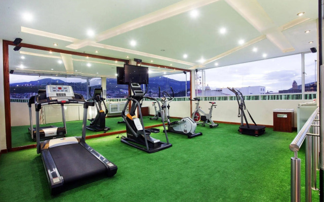 Loft Hotel