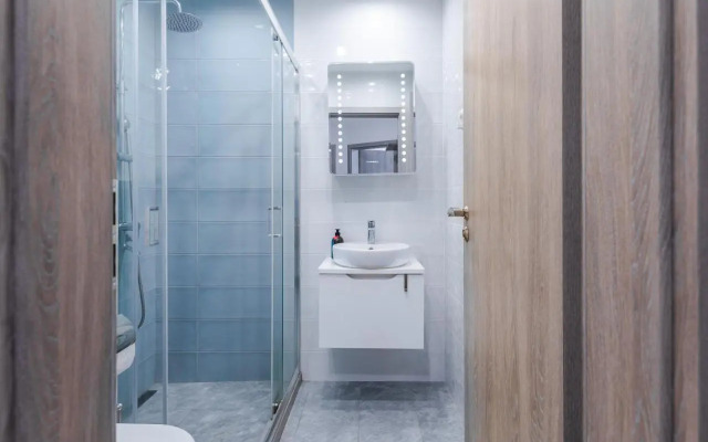 Cozy and Functional Business One-Bedroom Apartment