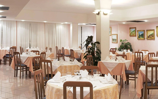 Hotel Majore