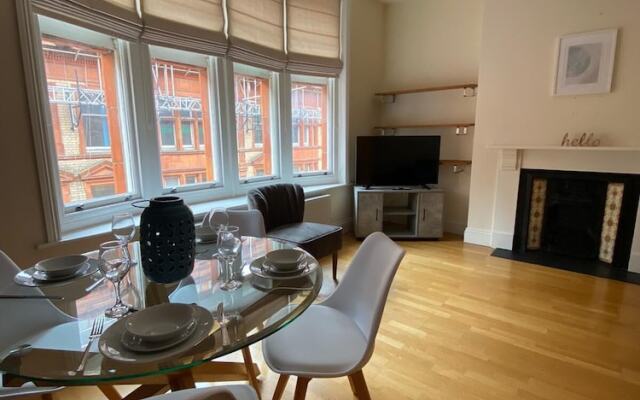 Monthly, Short, Stays 2-bed Apartment in Reading