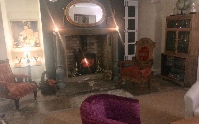17 Burgate