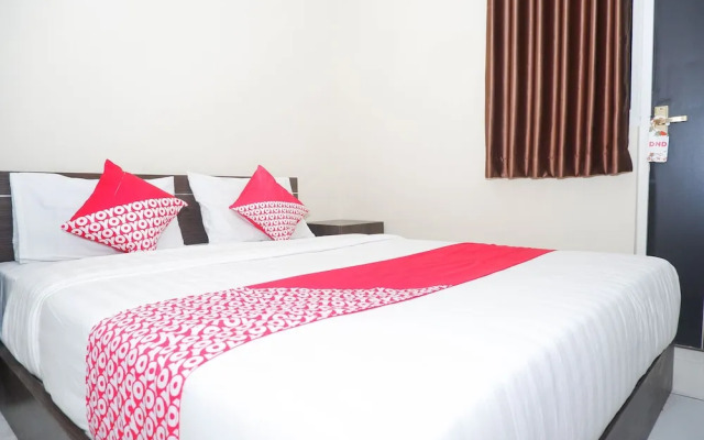 Candi Residence By OYO Rooms