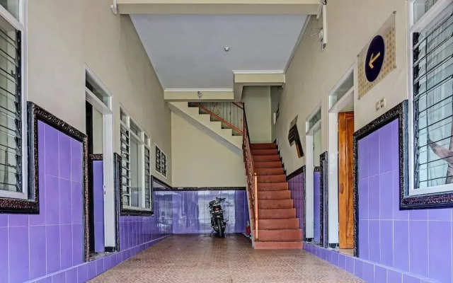 Graha Batu Mulia by OYO Rooms