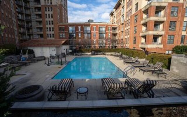 Waterfront Baltimore 2br Furnished Apartment 2 Bedroom Apts by RedAwning