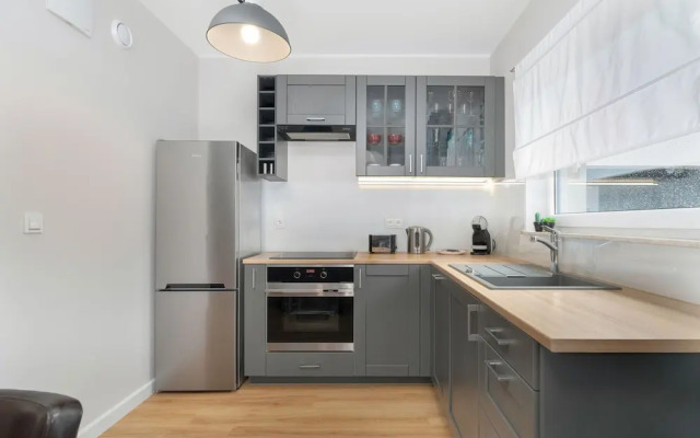 Apartament City View West by Renters