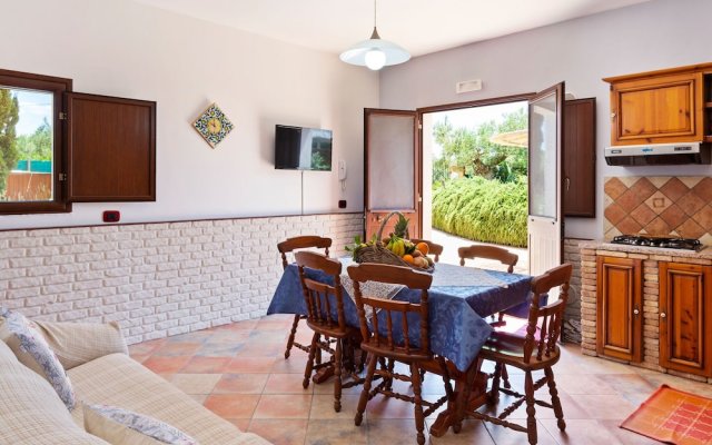 Charming Holiday Home in Sciacca With Swimming Pool