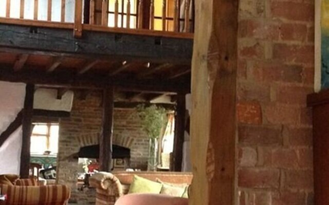 Smithy Studio Bed and Breakfast