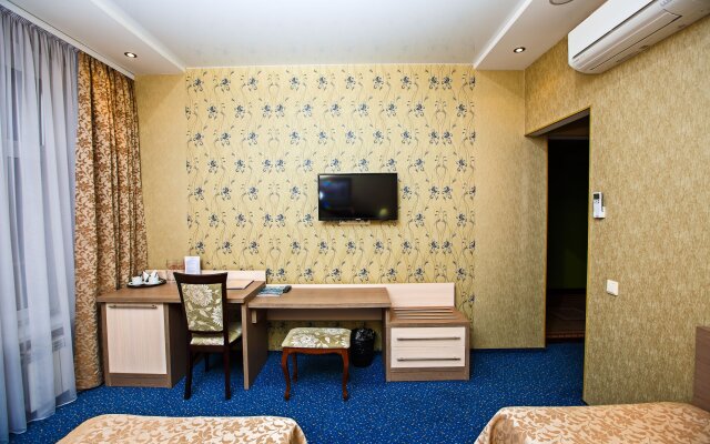 Metropol Hotel