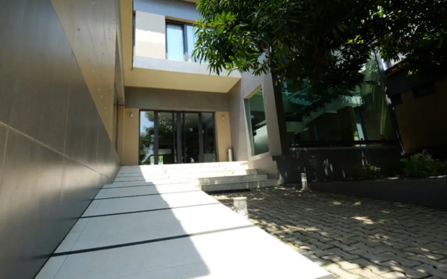 Magno Suites