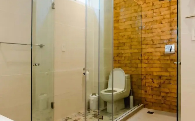 w Awesome 1BR w Balcony in Panama