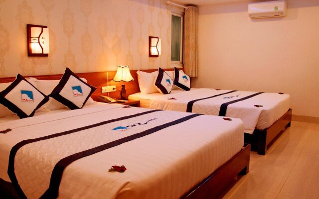 Pearl City Hotel