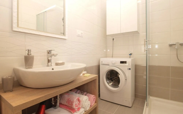 Apartment 1654