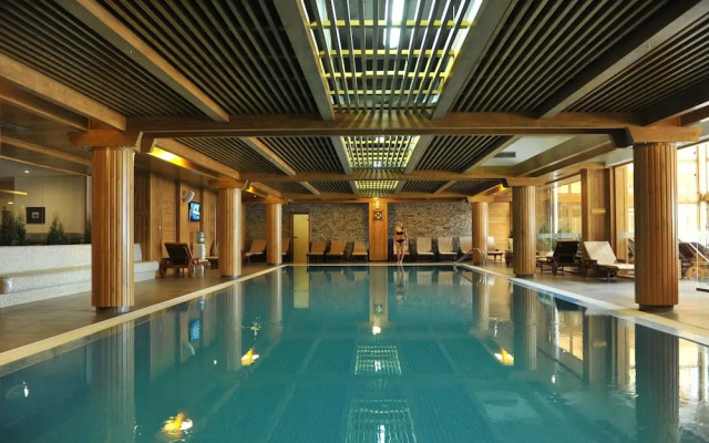 Pirin Golf & Country Club Apartment Complex