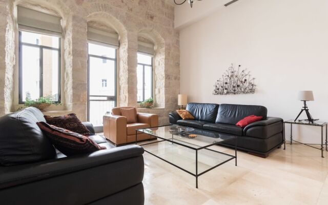 RENTAL ISRAEL- Modern aprt near Mamilla