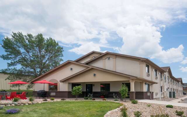 Super 8 by Wyndham Spirit Lake/Okoboji