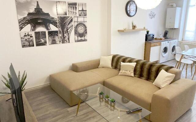 APPARTEMENT CHALEUREUX Wifi et parking gratuit