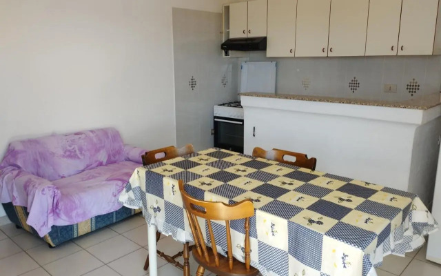 Orosei-Sardegna-Appartamento 5 posti letto con giardino