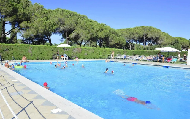 Apartment in Baia Domzia Near the sea