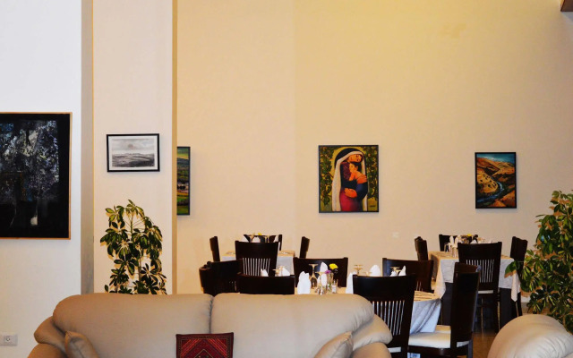 Taybeh Golden Hotel