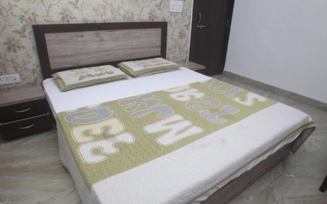Alakhnanda Guest House