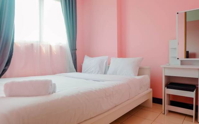 Homey and Stylist 1BR Gading Icon Apartment