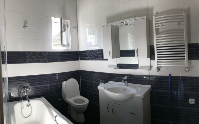 Bajo Guest House