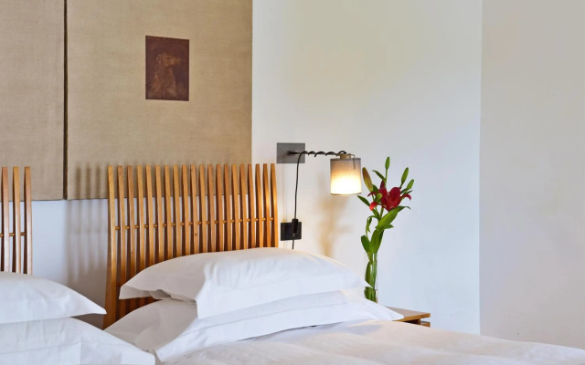 Pousada Convento de Arraiolos - Historic Hotel