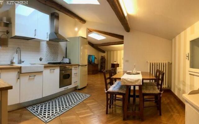 Romantic and Charming Apartments