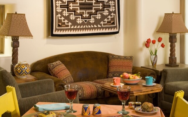 Four Kachinas Bed & Breakfast Inn