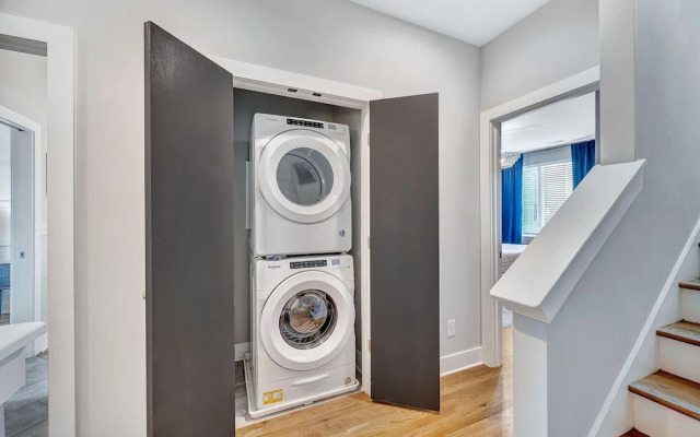 Rooftop Deck Shuffleboard BBQ Near Downtown