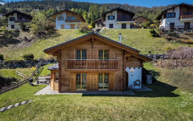 Chalet Belle Vue Alpine Charm With a View to Remember