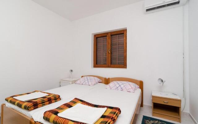 Guest House Sobra