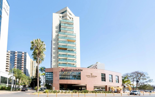 Suite particular Grand Mercure Brasília