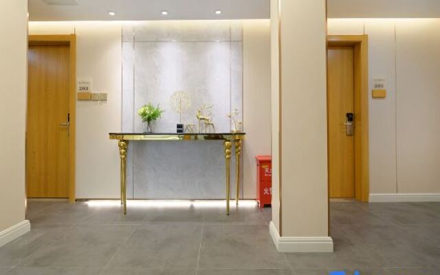 Xiamen Gulangyu Yueqing Port Hotel