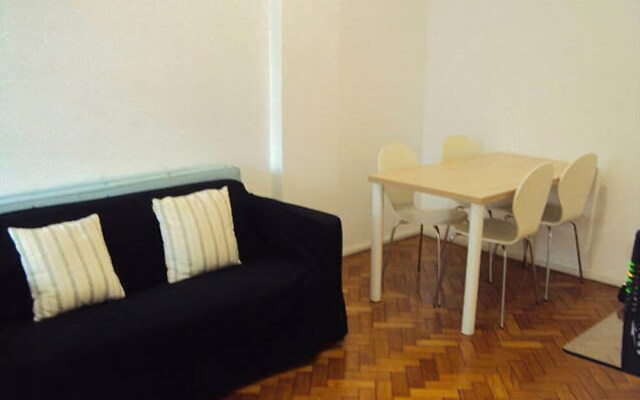 Quarto e Sala Posto 10 - RVP585-306